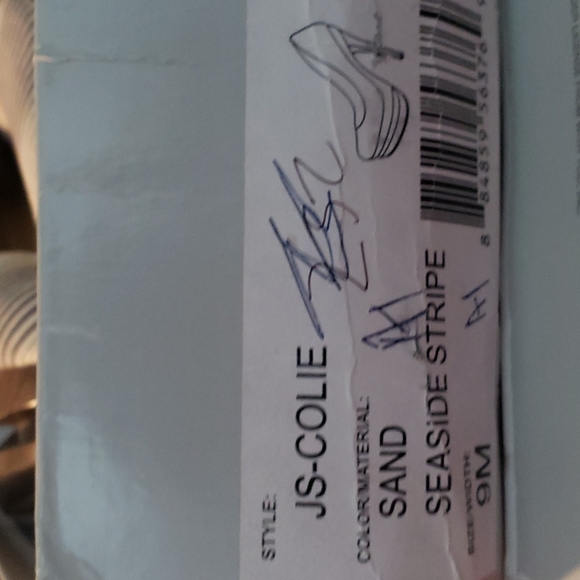 Jessica simpson sand and seaside stripe heels - Picture 1 of 8